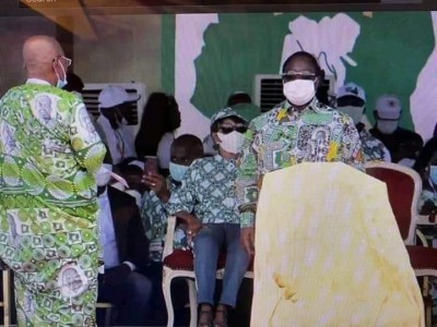 Côte d'Ivoire:    Bédié depuis Yamoussoukro: « les sages de notre pays montrent la voie de la paix, ils s'obstinent à violer la constitution, à se parjurer en voulant un 3ème mandat »