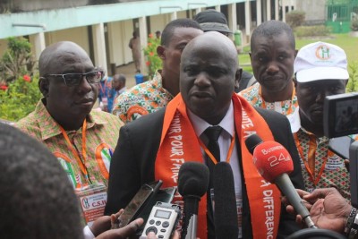 Côte d'Ivoire :    Réélu SG de la Centrale syndicale humanisme pour un mandat de 10 ans, Mamadou Soro appelle à une élection présidentielle apaisée pour garantir la stabilité et les emplois