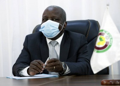 Côte d'Ivoire :    Danané, le Gouvernement sensibilise les forces de l'ordre sur les entraves à la libre circulation des personnes et des biens dans l'espace CEDEAO