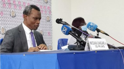 Côte d'Ivoire : A un mois du premier tour de la Présidentielle, l'opposition tente un nouveau coup et demande à ses représentants de suspendre leur participation aux activités de la CEI