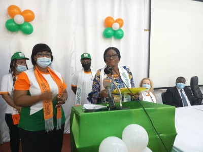Côte d'Ivoire :  Célébration anticipée de la journée mondiale de l'enseignant par le REDICI, Kandia demande « aux institutrices d'être des mères pour tous les élèves »