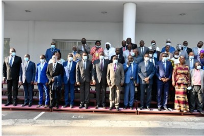 Côte d'Ivoire : Le Premier Ministre annonce des réformes majeures  pour les Petites et Moyennes Entreprises (PME)