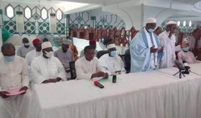 Côte d'Ivoire : A la veille de la présidentielle, les religieux chrétiens et musulmans appellent la jeunesse à proscrire la violence