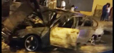 Côte d'Ivoire :   Incendie de véhicules à Yopougon, une victime affirme que les agresseurs étaient munis d'armes à feu et de machettes