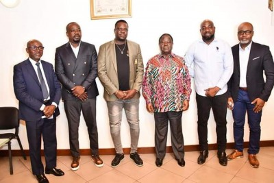 Côte d'Ivoire : Abidjan, Yodé et Siro chez Bédié pour lui dire merci, expriment leur reconnaissance aux populations pour leur soutien