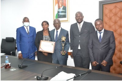 Côte d'Ivoire : Le DG des Impôts, Ouattara Sié Abou lauréat de la deuxième édition du « Sawa » du développement social