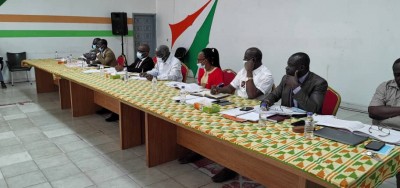 Côte d'Ivoire : Réélu avec le soutien de sa population, le président Ouattara offre 20 kilomètres de bitume de plus à Bouaké