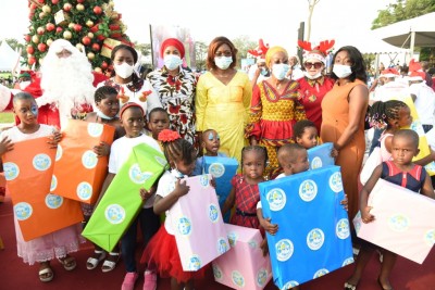 Côte d'Ivoire : Dominique Ouattara offre un Noël magique à 15.000 enfants