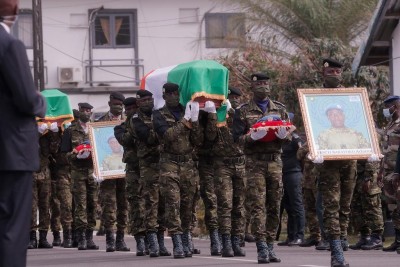 Côte d'Ivoire :  La nation rend un dernier hommage aux quatre soldats morts au Mali et les élève à titre posthume chevalier de l'ordre national