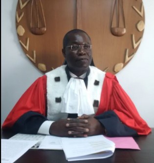 Côte d'Ivoire : Ange Kessi rappelle à tous ceux qui sont victimes de la barbarie des hommes en tenue de porter plainte, et rassure « ça ira quelque part »