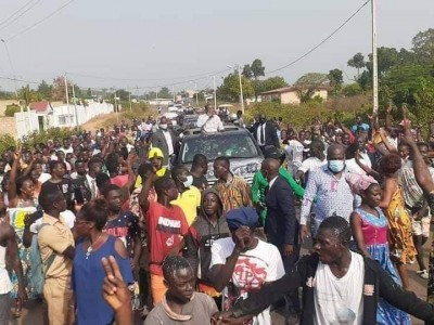 Côte d'Ivoire : Législatives 2021, campagne avant l'heure, la CEI met en garde « tout contrevenant s'expose à sa radiation de la liste des candidats »