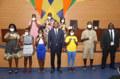 Côte d'Ivoire : Amélioration de l'employabilité, le Gouvernement octroie  des permis de conduire à 5017 jeunes