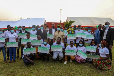 Côte d'Ivoire :   Entrepreneuriat, le Gouvernement finance 370 jeunes des Grands Ponts à hauteur de 166,5 millions de FCFA