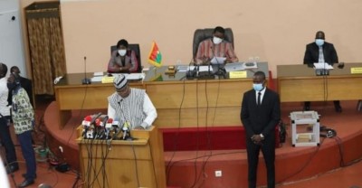 Burkina Faso : Le président du parlement favorable à une limitation du nombre de partis politiques