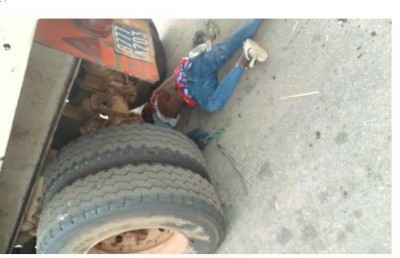 Côte d'Ivoire : Week-end de drame sur l'autoroute du nord, un camion perd le contrôle et percute 02 jeunes à vélo