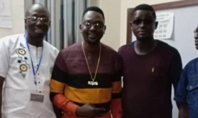 Côte d'Ivoire : Ferké, afin de « casser l'ambiance morose avant les élections législatives », la radio locale fait vibrer la ville