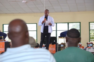Côte d'Ivoire : Daloa, Mamadou Touré initie un Meet-up pour expliquer le programme « Côte d'Ivoire solidaire » d'Alassane Ouattara