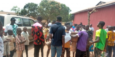 Côte d'Ivoire : Législatives, à Odienné et à Transua, des candidats du Parti au pouvoir chutent en plein meeting, l'un évacué par hélicoptère