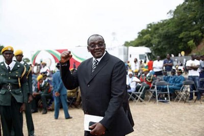 Zimbabwe : Le vice-président   Kembo Mohadi annonce sa démission