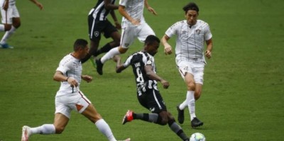 Côte d'Ivoire : Changements d'entraîneur, langue, tactiques et difficultés financières, raisons de l'échec de Kalou au Brésil, affirme-t-il