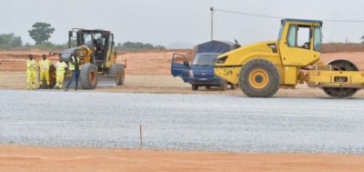Côte d'Ivoire : Avant le transfert du corps d'Hamed Bakayoko jeudi à Séguéla, on  s'enquiert  de l'état des travaux d'aménagement en cours à l'aéroport