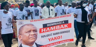 Côte d'Ivoire : Bouaké, pour le repos de l'âme d'Hamed Bakayoko, des milliers de jeunes de la JPAD organisent une procession