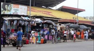 Côte d'Ivoire : Port Bouët, fuite du pétrole brut constatée autour d'un pipeline à proximité du marché