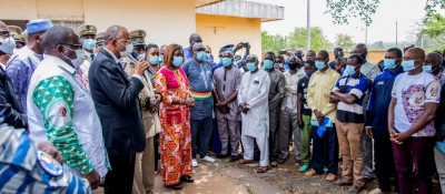 Côte d'Ivoire : En attendant son Gouvernement, encouragé par les USA, Achi pleure les morts de Ferkessedougou
