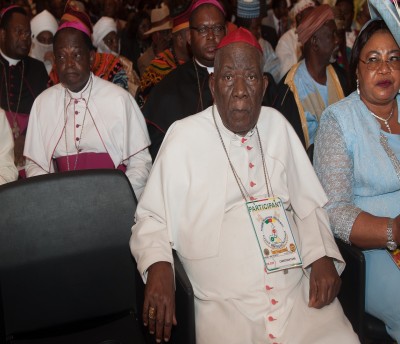 Cameroun: Décès du Cardinal Tumi, les hommages fleurissent, l'émotion ne retombe pas