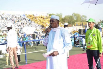 Tchad : Présidentielle, à son meeting de clôture, le candidat Idriss Déby invite les opposants installés à l'étranger de regagner leur pays «Regagnez le pays, Il y a de la place pour tout le monde »