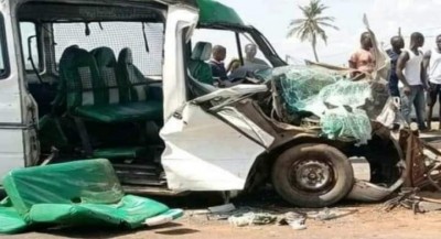Côte d'Ivoire : Port-Bouët, un violent accident impliquant un gbaka et un poids lourd fait 01 mort au moins et des blessés