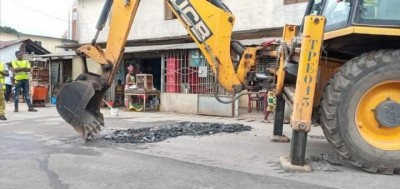 Côte d'Ivoire : Cocody, des travaux de voirie d'une entreprise causent des incidents techniques avec des perturbations en desserte d'eau