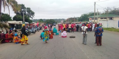 Côte d'Ivoire : Bouaké, des agents municipaux en colère bloquent la Nationale A3, la réaction du maire attendue