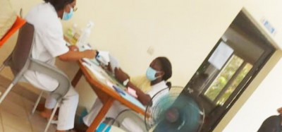 Côte d'Ivoire : Vaccination contre la COVID-19, peu d'affluence et effets secondaires inquiétants