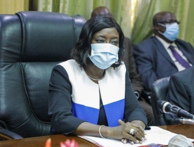 Côte d'Ivoire : Affaire d'achat d'Ordinateurs par les élèves-maîtres des Cafop via la Banque Populaire, les responsables seront sanctionnés, assure la  Ministre Mariatou Koné