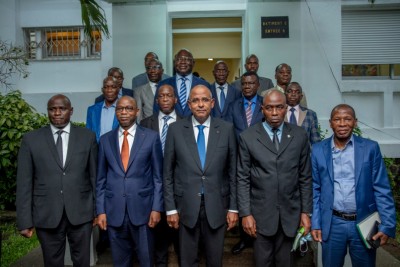Côte d'Ivoire:  1er mai, le Gouvernement et les centrales syndicales s'accordent sur une célébration « restreinte »
