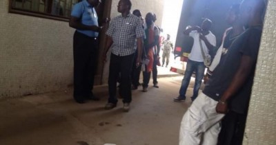 Côte d'Ivoire : Yopougon, elle fait venir sa camarade de classe du village lui fait croire qu'elle allait « l'insérer au trésor » alors que c'était une histoire de Qnet