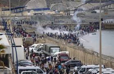 Maroc- Espagne : Arrivée record de 6000 migrants en 24 H  à Ceuta , 2700 expulsés