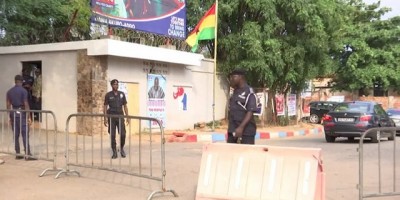 Ghana : Clôture d'Akufo-Addo heurtée par un véhicule, condamnation au choix pour le conducteur