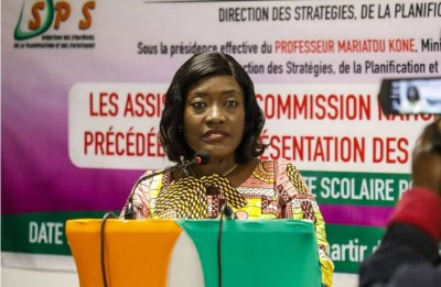 Côte d'Ivoire :   Rentrée scolaire 2021-2022, l'ouverture de 2.462 salles de classes du préscolaire et du primaire public annoncée et 9 collèges seront érigés en lycées