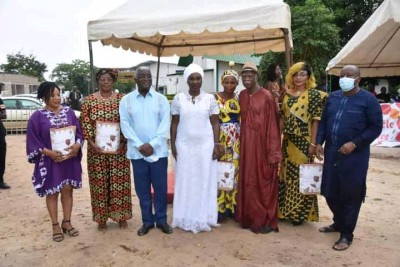 Côte d'Ivoire : « Pour leurs innombrables sacrifices », plusieurs femmes de la capitale du Gbêkê comblées par « Agir pour Bouaké »