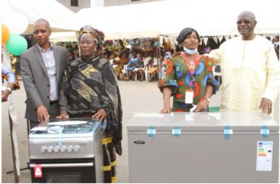 Côte d'Ivoire : Célébration de la Fête des mères, à Yopougon, le Maire Gilbert Kafana Koné  cadeaute 5 000 femmes