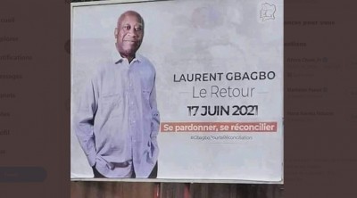 Côte d'Ivoire : Panneaux de retour de Gbagbo en ville et billet d'avion pour le 17 juin