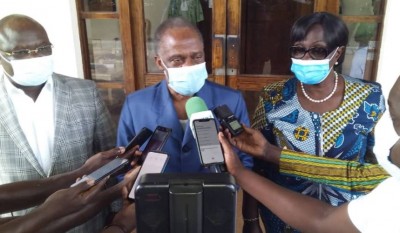 Côte d'Ivoire : Une délégation du FPI chez Bédié à Daoukro pour lui annoncer officiellement l'arrivée de Gbagbo jeudi prochain à Abidjan