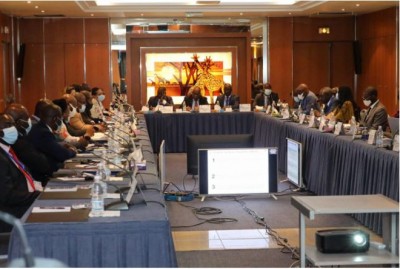 Côte d'Ivoire : Table ronde sur la viabilité économique des opérateurs  de la TNT, le marché publicitaire et le partage de la redevance de la RTI sur fond de débats