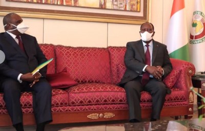 Côte d'Ivoire : Le PDG d'Afreximbank fait le point du financement  de la campagne de vaccination contre la COVID-19 avec Ouattara