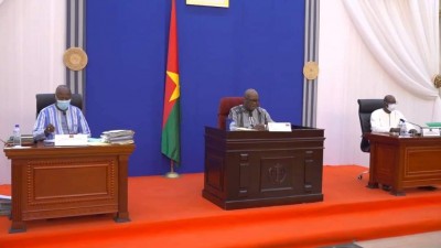 Burkina Faso : Baisse du taux de réussite aux examens du CEP et du BEPC