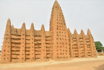 Côte d'Ivoire : Des mosquées de style soudanais situées dans le nord inscrites sur la liste du patrimoine mondial de l'UNESCO, Patrick Achi : « C'est un grand jour pour notre culture »