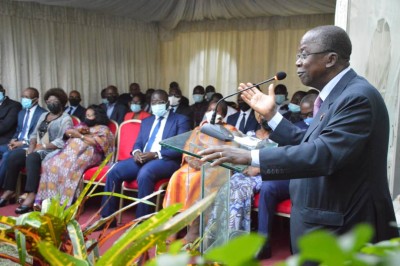 Côte d'Ivoire : Après la claque de la présidentielle, Ahoussou à des cadres du centre : « C'est notre chose, c'est pour nous Alassane Ouattara. Il faut se l'approprier »