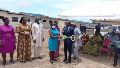 Côte d'Ivoire : Projet immobilier des agents de la mutuelle du  Ministère du Commerce, les premiers souscripteurs reçoivent leurs clés